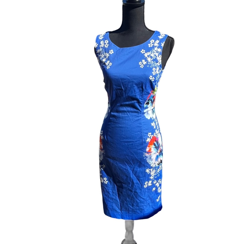 Cute dress which is a UK size 8 and is  US size 4.